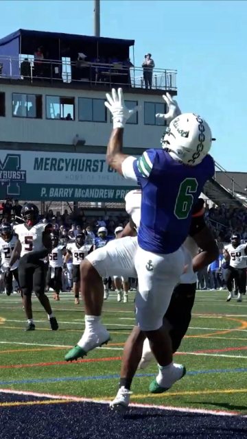 🏈 We’re bringing you another big @necsports game of the week on Ryz Sports Network!
Central Connecticut heads to Erie tomorrow looking to stay hot against Mercyhurst in an NEC showdown.
The Blue Devils have won two straight, putting up 45 and 51 points in back-to-back games, while the Lakers return home looking for their first conference win!
🔵 CCSU at Mercyhurst
🕛 12 PM ET
📺 LIVE on Ryz Sports Network
Watch LIVE and FREE on Ryz Sports Network! Our channel is available on Amazon Prime (and Live on Linear), Amazon Fire, Sony PS5, DIRECTV, Google TV, Roku, LG Channels, Samsung TV Plus, VIZIO WatchFree+, Fubo or Xumo!
#football #ncaa #cfb #NECfootball #gameday
