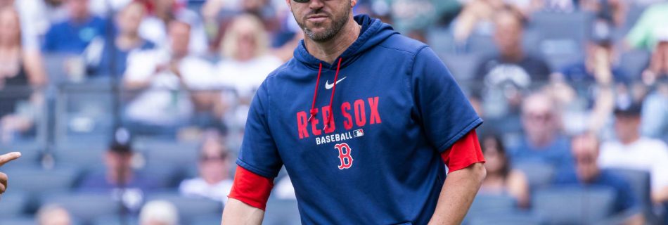 Red Sox award Tracy with 3-year deal; Breslow’s options for ’29, ’30 picked up