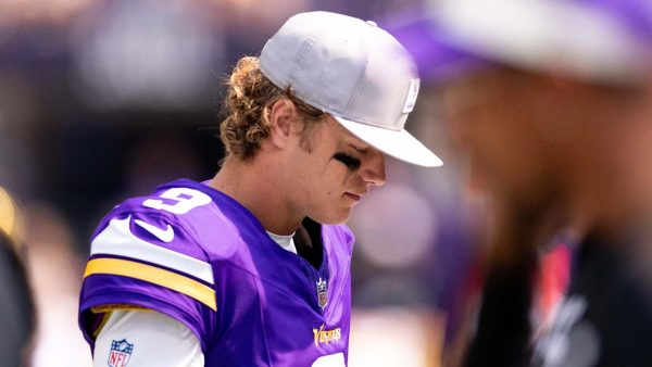 NFL Network: Giants to trade for Vikings QB J.J. McCarthy following Jaxson Dart injury NFL Network: Giants to trade for Vikings QB J.J. McCarthy following Jaxson Dart injury