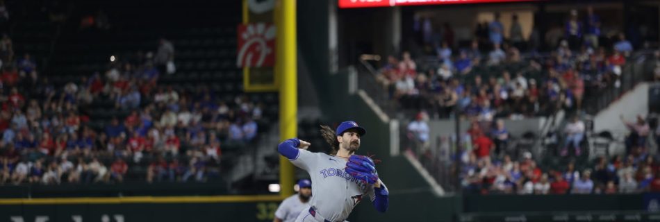 Cease (shoulder) undergoes MRI, scratched from next start