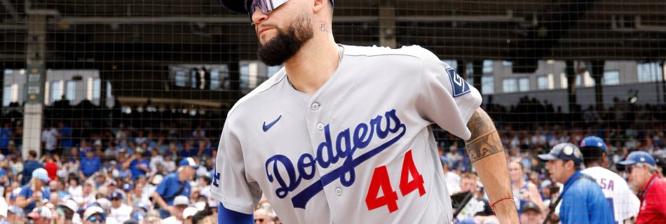 Dodgers activate Pages, Sasaki before Padres series
