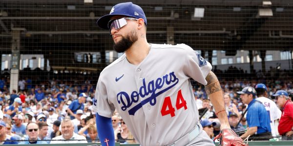 Dodgers activate Pages, Sasaki before Padres series