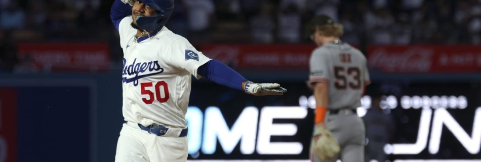 Dodgers celebrate 20th anniversary of ‘4+1’ game with 4-HR 8th inning