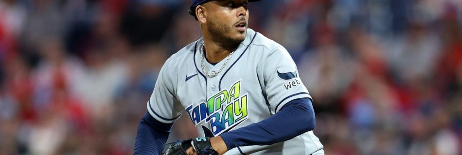 Peralta punctuates late-season surge with 5 1/3 scoreless in Philly