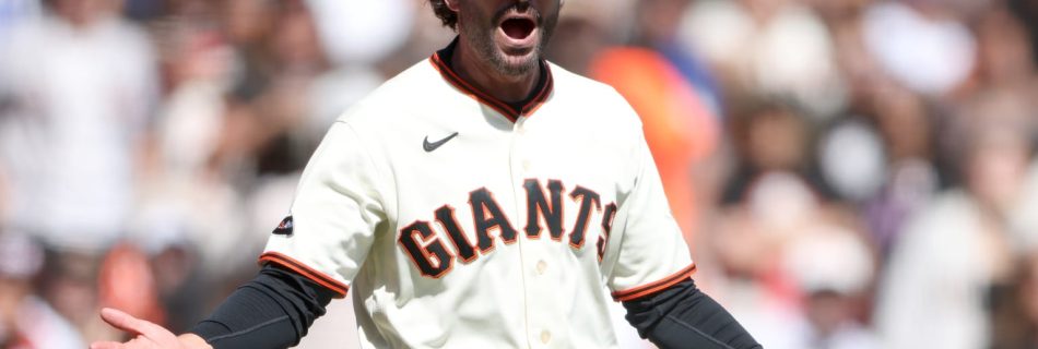 Vitello tossed from Game 162, ending year with MLB-high 7 ejections