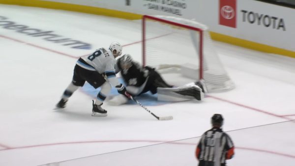 Mammoth, Kings treat fans to shootout
