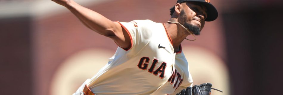 Doval rejoins Giants after being claimed on waivers