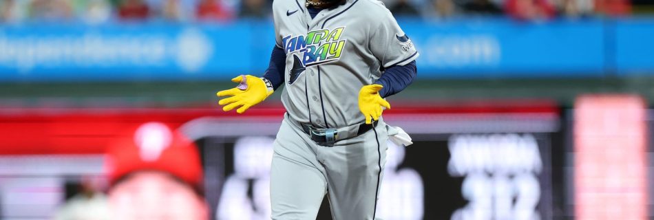 Caminero meets goals of 40 HRs, 100 RBIs; 162 starts is next