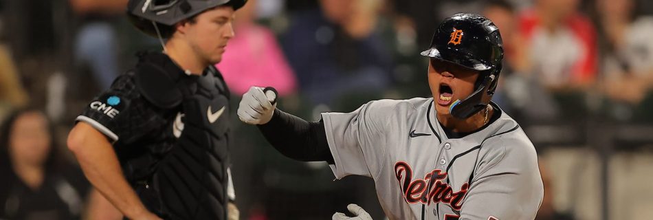 White Sox lose grip on AL Central lead after Tigers score 9 unanswered