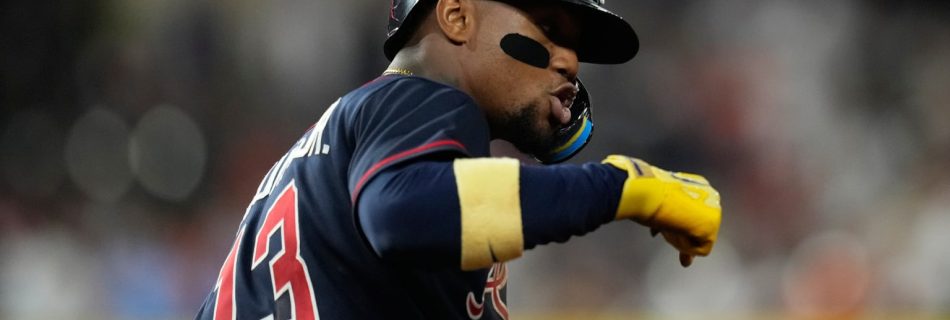 Acuña’s scorching September rolls on with go-ahead slam