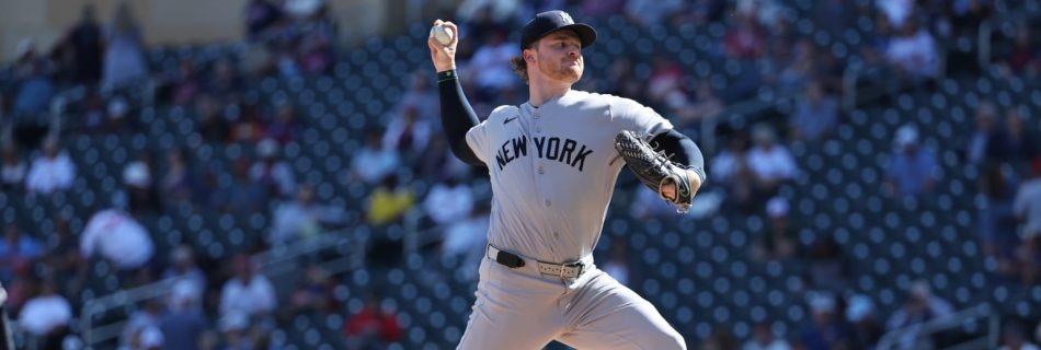 Schmidt back on IL with right biceps injury