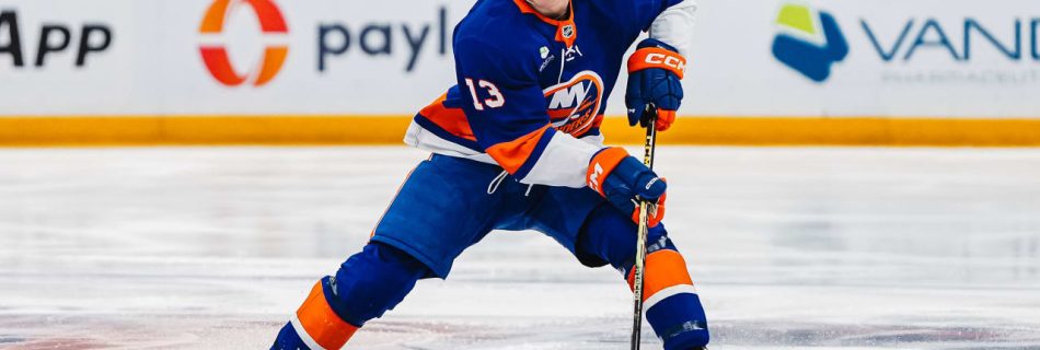 NHL Status Report: Barzal could miss season opener for Islanders