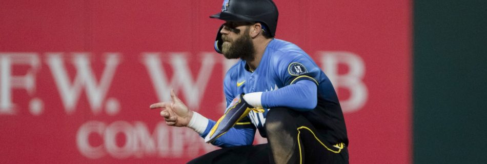 Phils’ bats blanked again as NL Wild Card race tightens