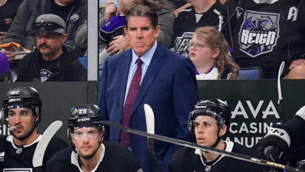 NHL On Tap: Laviolette to debut as Kings coach at Avalanche