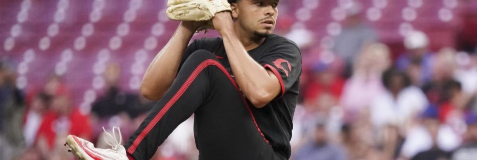 Burns heads to IL with groin strain, ending his breakout season