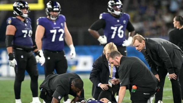 As fervor of pulsating win over Cowboys fades, Ravens face crisis at center