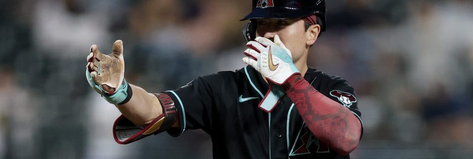 D-backs live to fight another day in playoff chase with win over Rockies