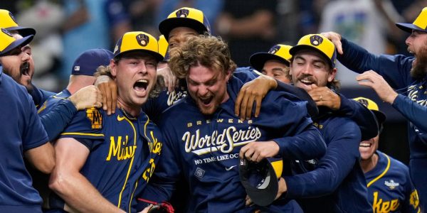 A closer look at just how dominant the Brewers were this October