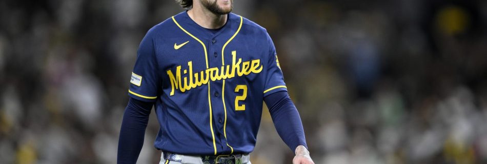 Turang, Yelich key to Crew wrapping up NLDS