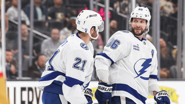 Kucherov ties Lightning record in win against Golden Knights