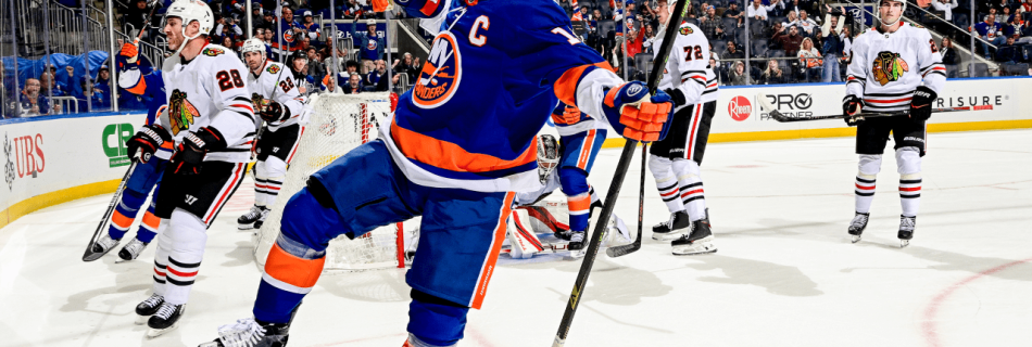 Horvat stays hot with two goals, Islanders defeat Blackhawks