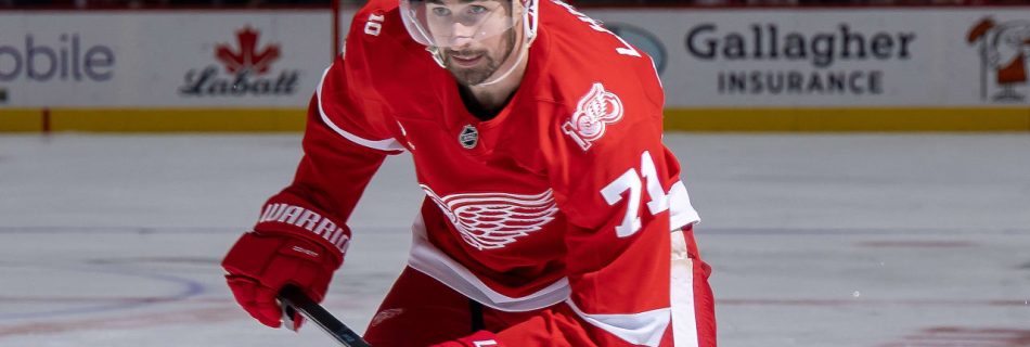 Larkin out for Red Wings’ first two games of season with upper-body injury