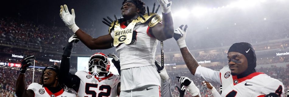 Georgia rises to No. 1, LSU and Oregon fall in latest AP Top 25 college football rankings