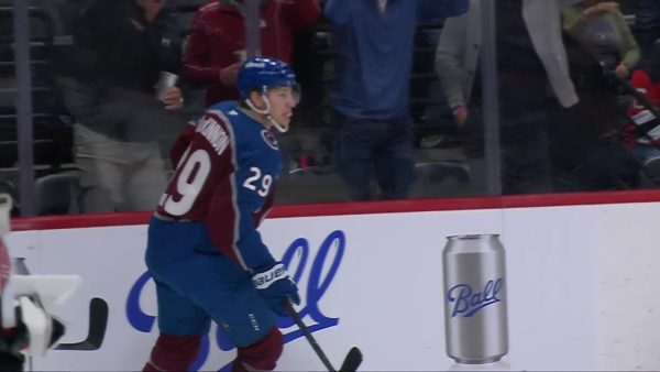 MacKinnon dazzles for breakaway goal
