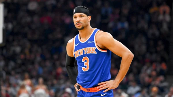 The Athletic: Josh Hart says he is forgoing career-ending finger surgery The Athletic: Josh Hart says he is forgoing career-ending finger surgery
