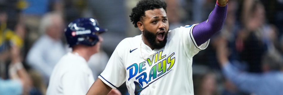 Rays create havoc on basepaths, get stellar start from Peralta to even ALCS