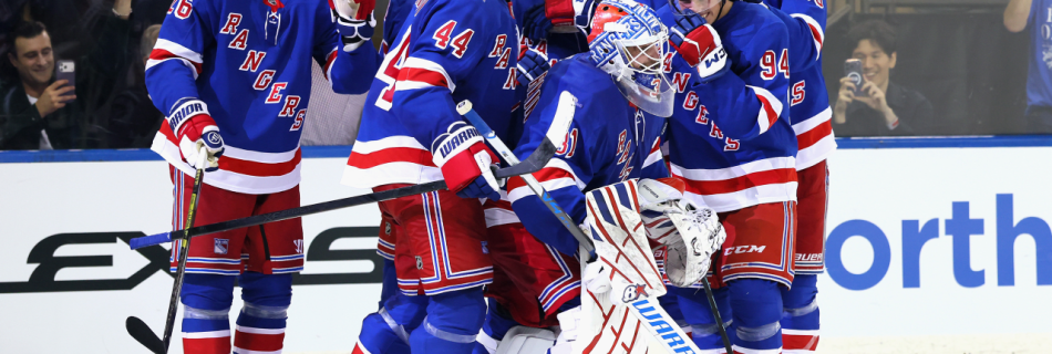 Shesterkin scores Rangers 1st goalie goal in win against Lightning