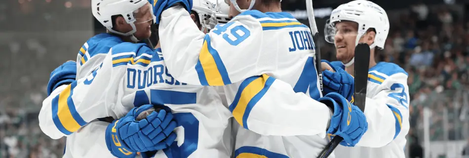Hofer stops 25, Blues shut out Stars in season opener