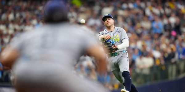 What makes Walls such a great shortstop? For one, ‘he cheats’ (kind of)