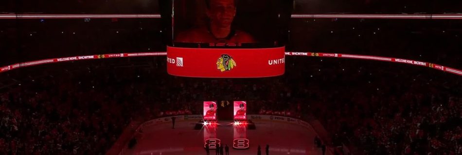 Blackhawks celebrate Kane’s return