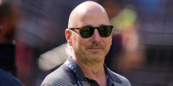 Cashman returning for 30th season as Yankees GM