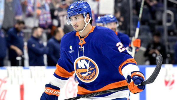 Romanov likely to miss rest of season for Islanders with torn ACL