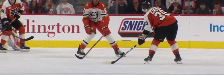 Michkov converts on two-man advantage