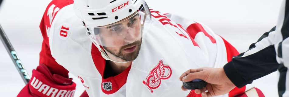 Larkin game-time decision for Red Wings after injury, trade request