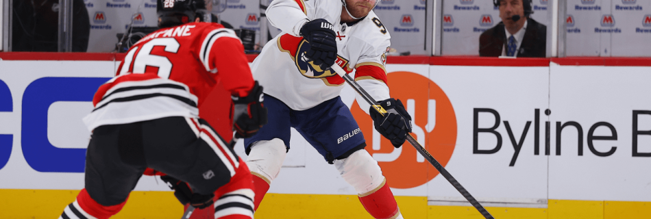 Eller scores late, lifts Panthers past Blackhawks