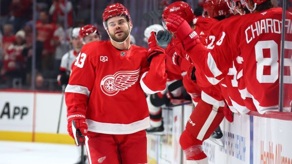 DeBrincat shows faith in Red Wings with long-term contract