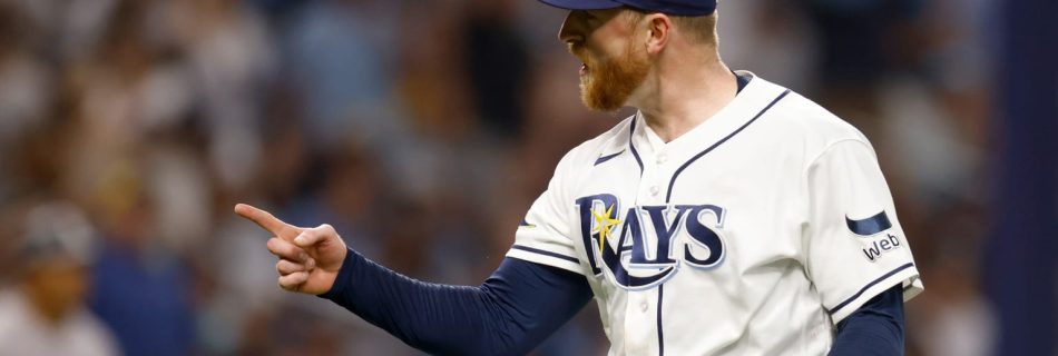 Rasmussen takes no-no into 8th in masterpiece vs. Yankees