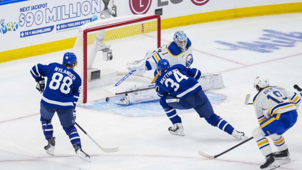 Matthews pots game opener Matthews pots game opener
