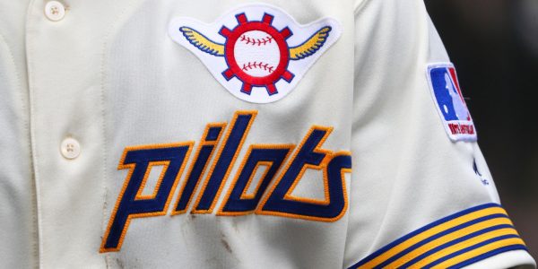 3 HOFers, a Game 163 and a future Commissioner: The wild story of the Brewers’ 1st season — in Seattle