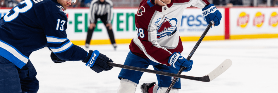NHL On Tap: Necas, Avalanche visit Jets looking for third straight win to open season