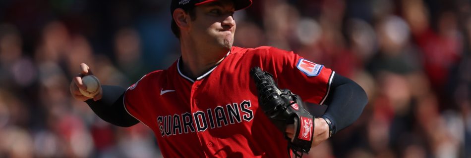 Lifted early out of caution, Williams still adds to historic postseason ledger