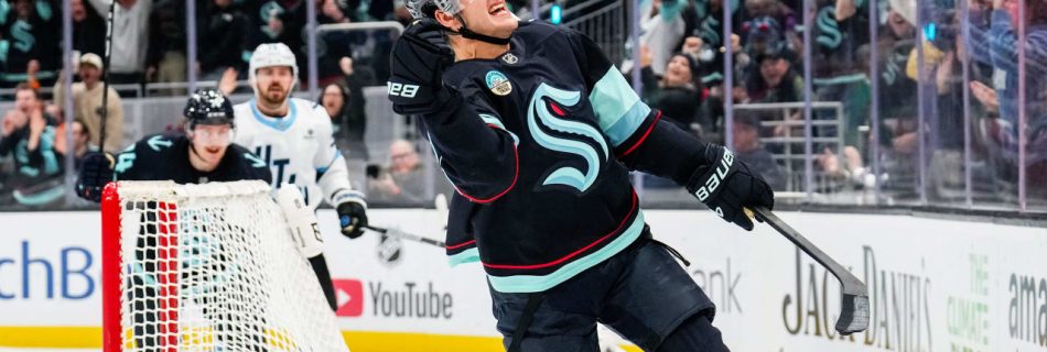 Samoskevich breaks tie in third, Kraken recover again to get past Mammoth