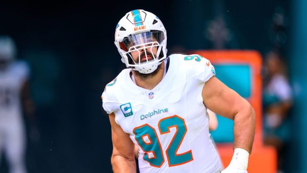 Zach Sieler says he wants to stay with Dolphins as trade deadline draws near