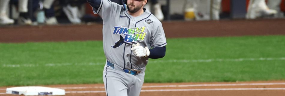 First World Series HR comes from Hicks, capping 4-run first