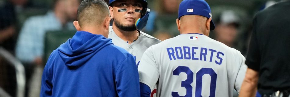 Rojas unavailable in G4 as Dodgers continue to evaluate back injury