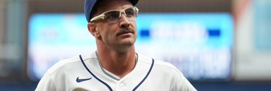 Hopkins in, Cleavinger out on Rays’ ALCS roster